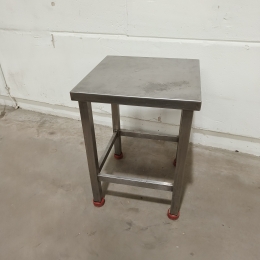 s/s table - 50x50x70 cm